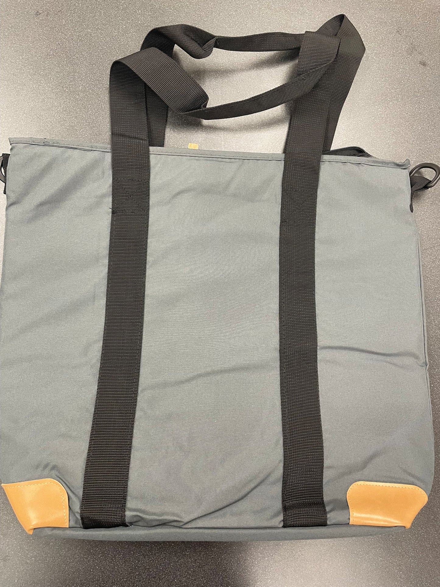 GRAY BAG MILITARY ORDER OF THE COOTIE OR MOC & THREE BUGS - 9700